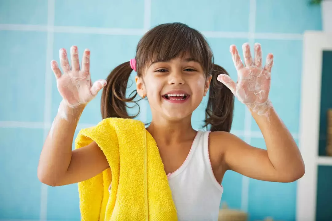 umivanje rok, da preprečite okužbo s črvi