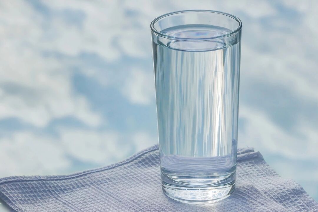Voda visoko kakovosti proti črvom